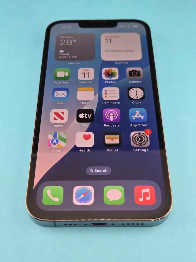 Iphone 13 Pro 256GB Sky Blue 85% Battery in General Electronics in City of Toronto - Image 2