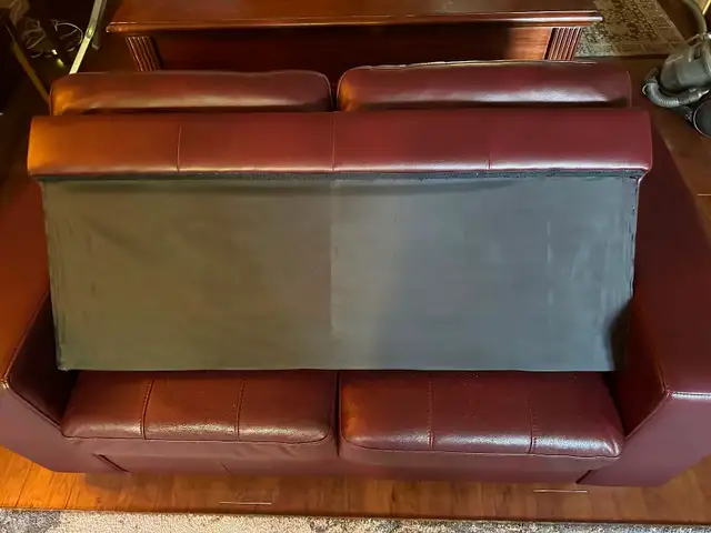 Love seat / simulated leather in Couches & Futons in Owen Sound - Image 6