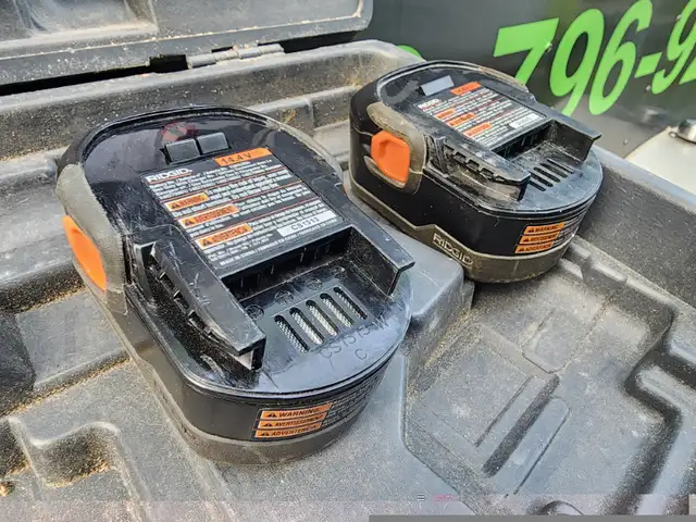 Ridgid 3/8 in(10mm) Variable Speed 14.4V  Battery Drill Charger in Power Tools in Windsor Region - Image 6