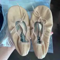 Ballet shoes girls toddlers 11.5 great condition 