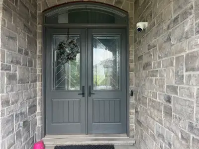 4 Bed, 3 Bath House in Grand valley - For Lease