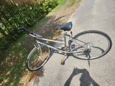 situé a grenville