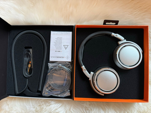 Neumann NDH 20 closed-back headphones in Headphones in City of Toronto - Image 2