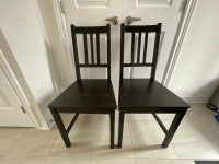 A pair of Ikea chairs (sold together)
