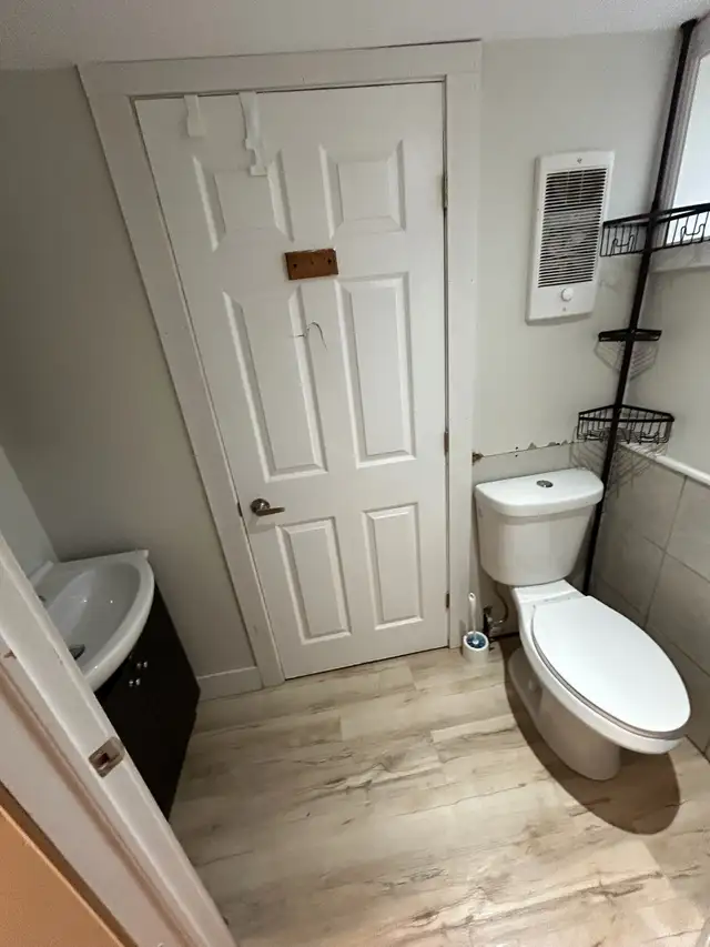 2 bedroom - Near campus in Long Term Rentals in Fredericton - Image 8