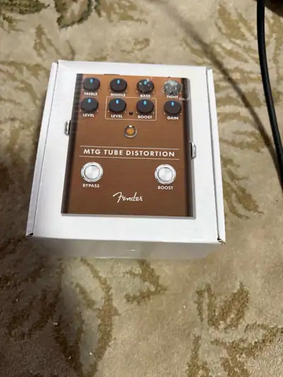 Fender MTG Tube Distortion. Like new.