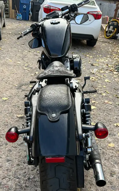 Unleash the open road with this sleek and stylish 2009 Harley Davidson XL 1200N Nightster, a perfect...