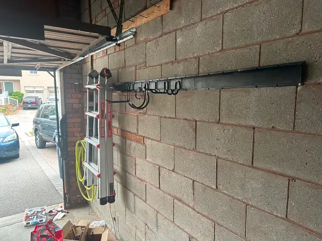 Carpenter for hire493147308142766085