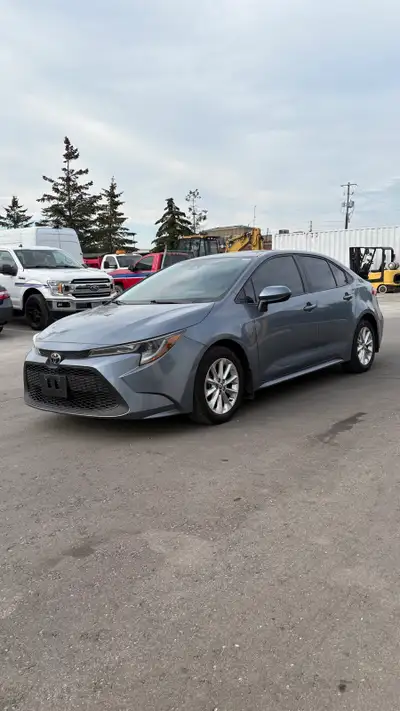 2022 Toyota Corolla LE Upgrade – LOW KM & LOADED! $201 Bi Weekly (including Everything) 82,603 KM ✨...