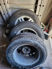 3 pneu avec rime  