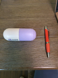New Spill proof pill holder, vitamin holder, pill organizer. 