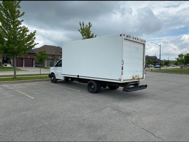 2006 GMC STV in Cars & Trucks in Barrie - Image 2