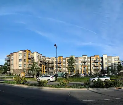 2 Bedroom 2 Bathroom LEASE TAKEOVER
