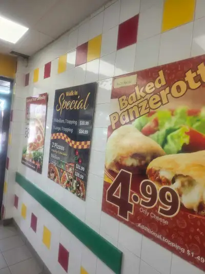 pizza maker part time wanted , View more