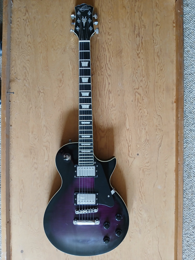 Electric guitar and amps for sale in Guitars in St. Catharines - Image 2
