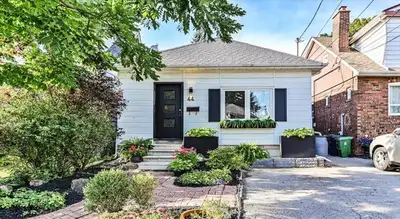 Price: $799,000 / $3,031/mo Welcome to 44 Crewe Avenue, a home that combines 10+ curb appeal, modern...