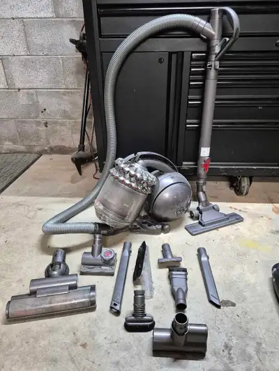 Dyson DC 78 vacuum , View more
