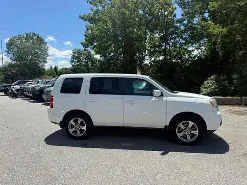 Honda Pilot EX-L Pearl White (timing belt replaced last year)