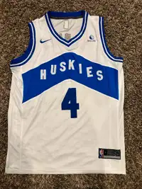 Raptors Huskies Barnes Basketball Jersey (Size L)
