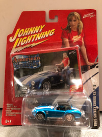 JOHNNY LIGHTNING- 1965 Shelby Cobra 427