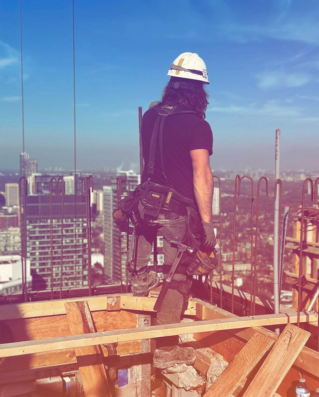 Looking for Cash work! in Construction & Trades in City of Toronto