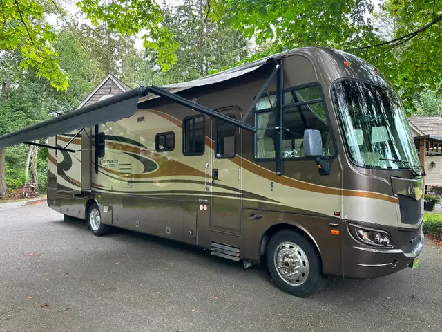 Class A motorhome 2008 in RVs & Motorhomes in Delta/Surrey/Langley - Image 5