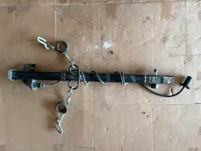 This 41” hitch extension has only been used a couple of times and is like new. It comes with Curt Sa...