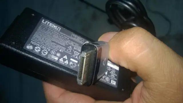 Original Liteon Dell Latitude ST Tablet AC Adapter in Laptop Accessories in Oakville / Halton Region - Image 5