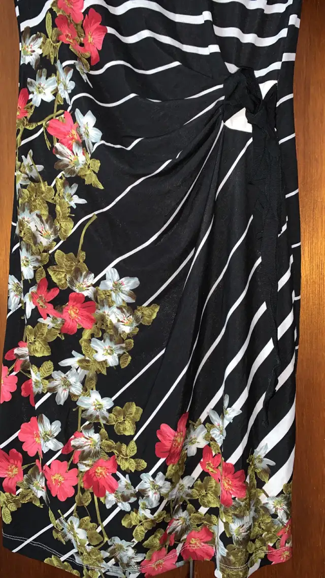 Robe d’été in Women's - Dresses & Skirts in Longueuil / South Shore - Image 4