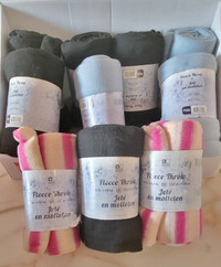 bulk sale gloves,blankets/fleece, socks,hats, raincoat/poncho