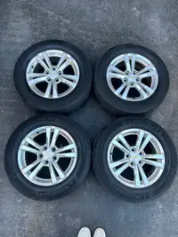 Chevy Equinox Rims on Michelin 225/65/17 tires 