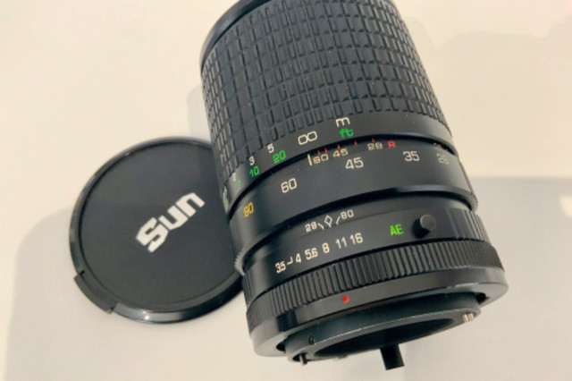Sun 28-80mm f/3.5-4.5 zoom lens for Canon FD in Cameras & Camcorders in Peterborough - Image 3