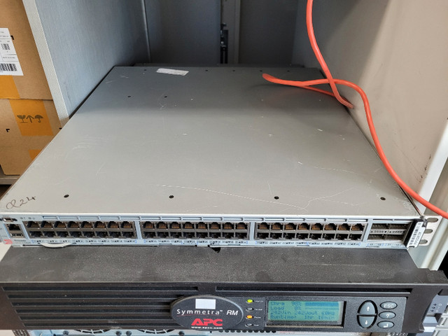 Brocade BR-VDX6740T-48-R 48x 10GB Gigabit Ethernet 4x 40G 10GBe in Networking in London