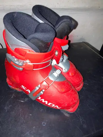 Solomon kids Ski boots size 20.0, View more