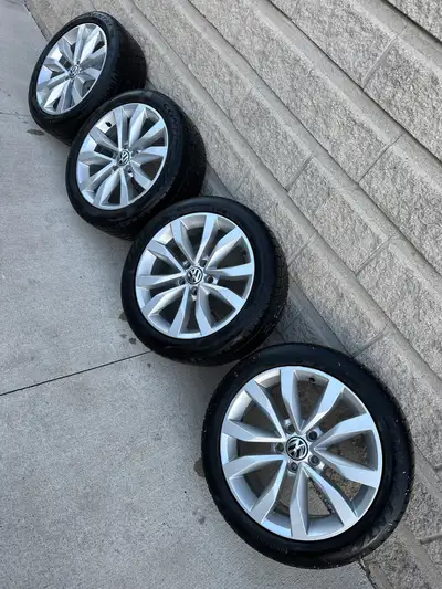 Excellent condition OEM rims, minor curb chatter,no bends. 5x112 Continental extreme contact dws06 p...