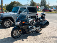 honda st1300 great condition black new tires