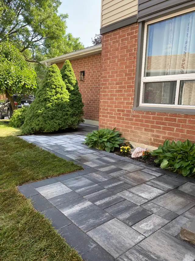 Interlock / Masonry : Repairs & New Install in Interlock, Paving & Driveways in Mississauga / Peel Region - Image 7