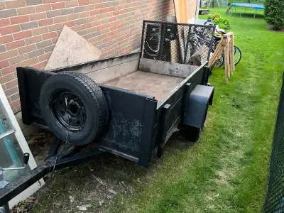 I'm selling a used utility trailer, $1500 obo