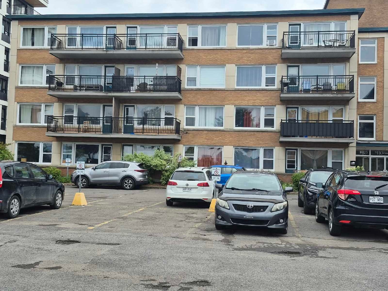 1025 Ch Ste-Foy — photo 2