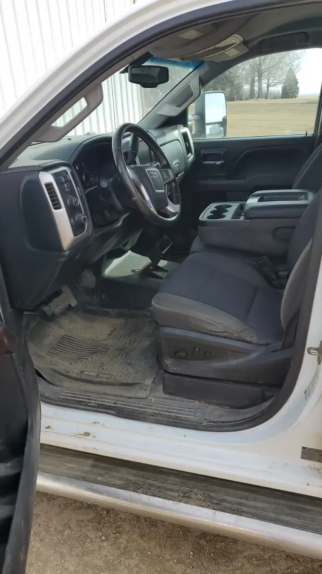 2016 GMC 3500533010248715489285