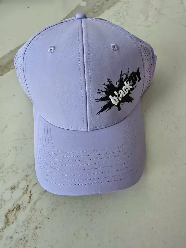 New Black Fly Hat  in Women's - Other in Moncton - Image 3