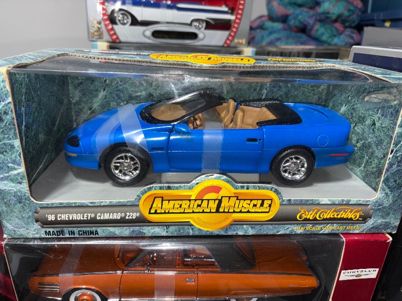 Miniature 1/18 chevrolet camaro z28 1996 1/18 ertl - Collection