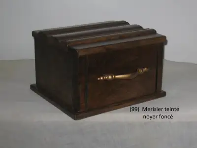 Urnes funéraires artisanales en bois (art), View more