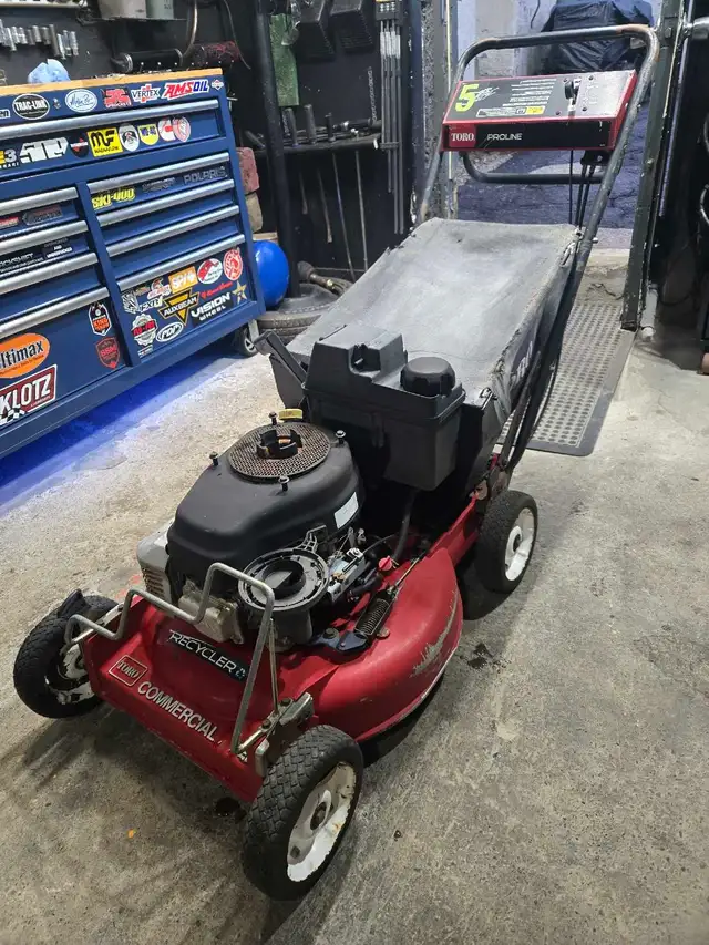 21" Toro commercial rwd self propelled gas mower for parts