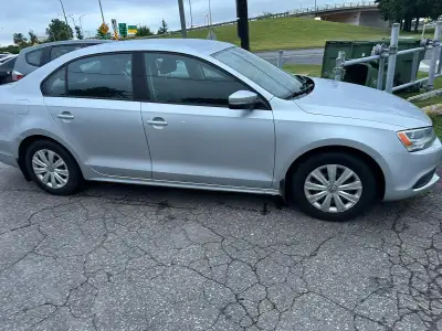 2014 Volkswagen Jetta Automatic Transmission 135000 km Cruise control Good condition Power steering...
