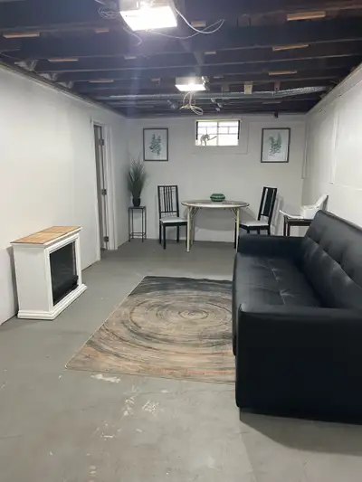 Basement room for rent - West Kildonan