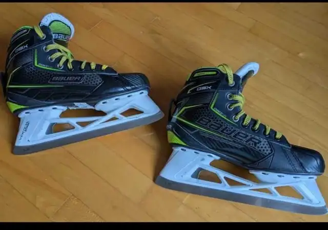 Patins Gardien Bauer GSX taille 5.5 D in Hockey in City of Montréal - Image 3