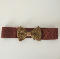 Women's Clothing - Brown Bow Accent Stretchy Belt with Buttons