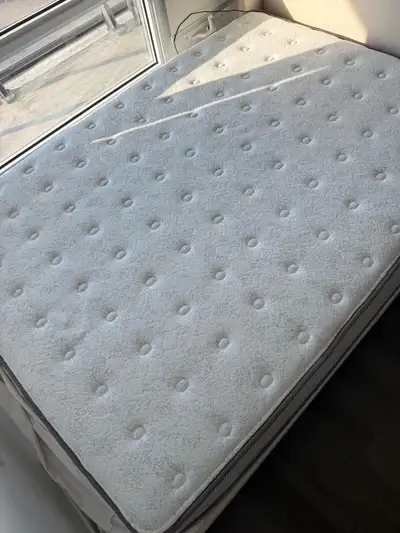 Double/Full Bed for Sale (Sealy), View more