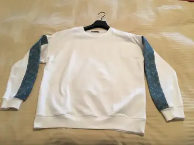 Louis Vuitton White Sweatshirt, View more
